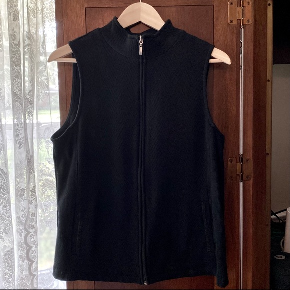 CROFT & BORROW | Black Cotton Blend Sleeveless Zip Vest - Picture 2 of 4